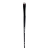 Brushworks No18 Flat Eye Brush